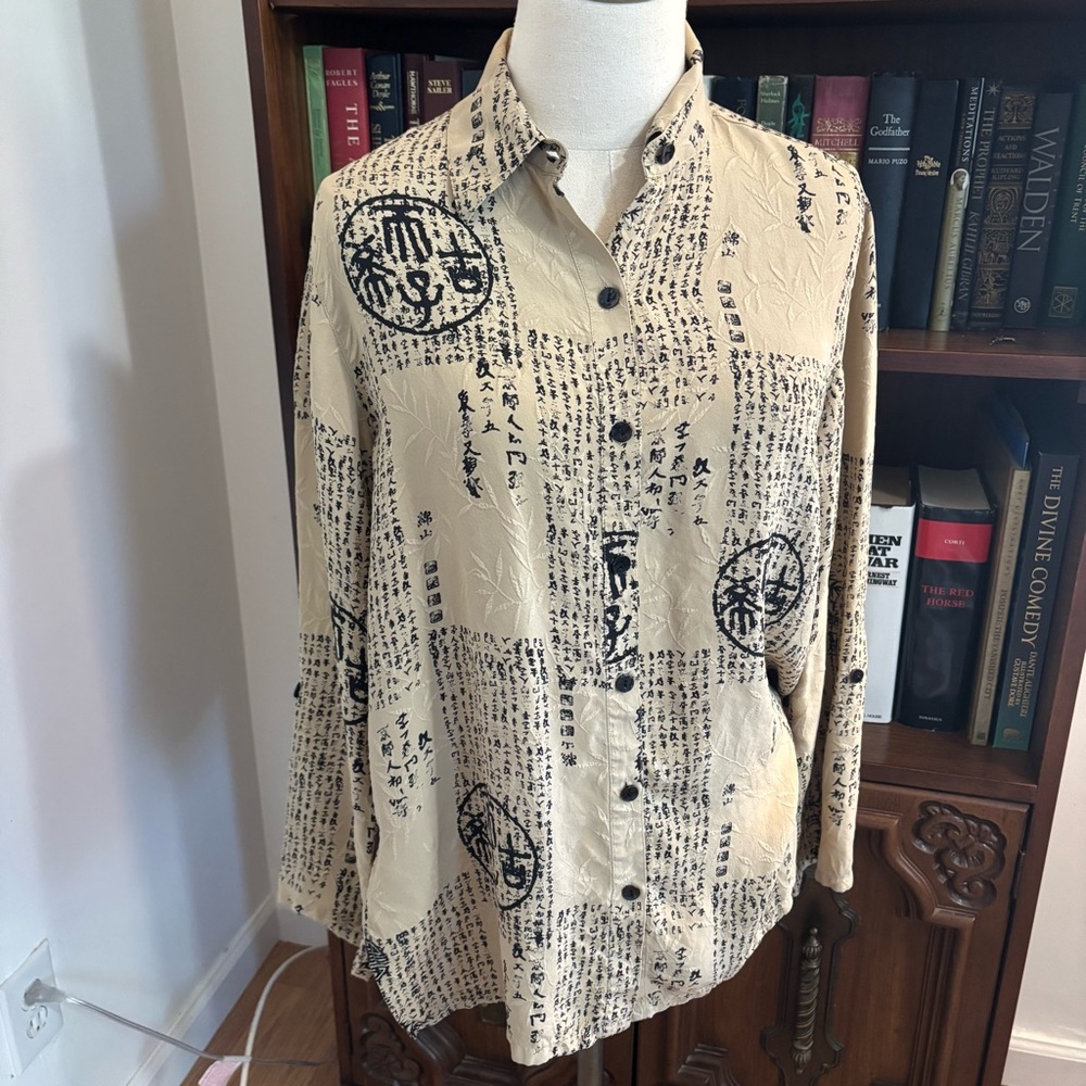 VTG Chicos Design 100 Silk Chinese Asian Print Silk Blouse SZ medium
